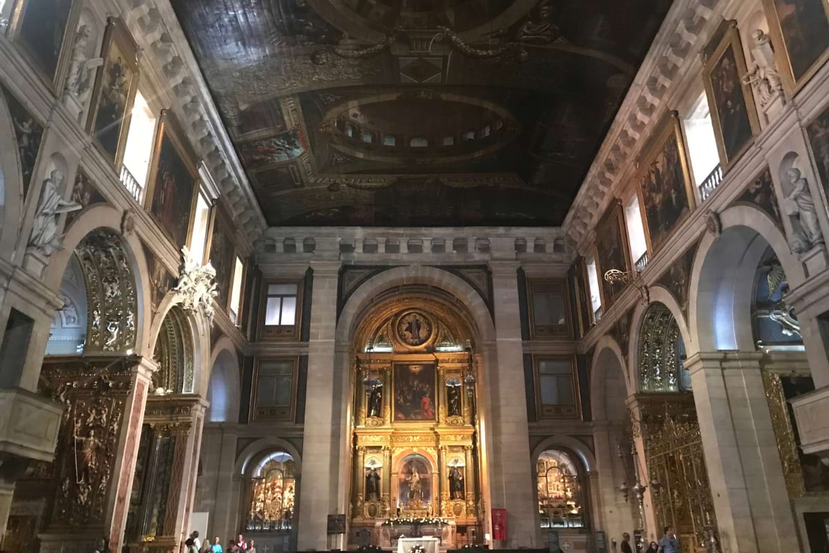 Inside the beautiful São Roque church
